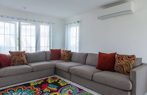 Orange Bay Casa | Paradise at Little Bay Cournty Club