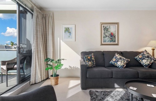Mount Maunganui Cabaña | Paradise at The Paramount - Mt Maunganui Apartment