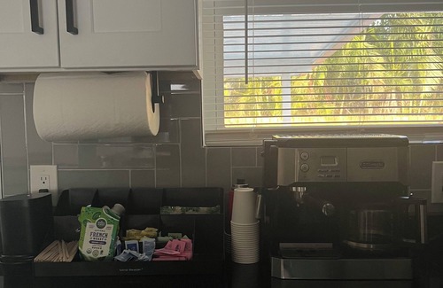 Flamingo Parks Casa | Paradise Awaits - Your Luxurious Getaway in West Palm Beach