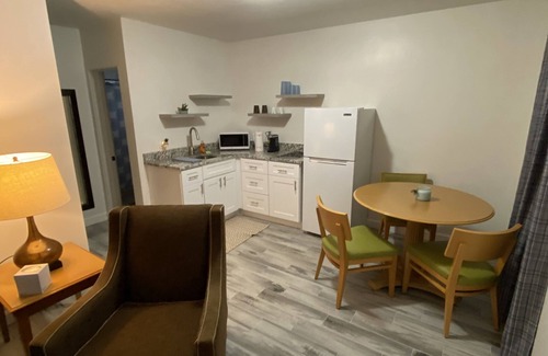 Whitney Beach Hotel | Paradise Bay