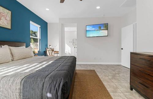 Coachella Casa | Paradise Coachella NEW Salt Water Pool & Landcape