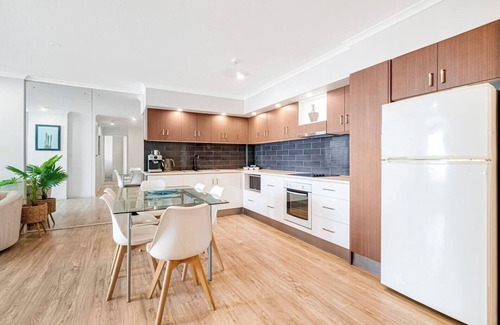 Surfers Paradise Apartamento | Paradise Found Where City and Surf Collide