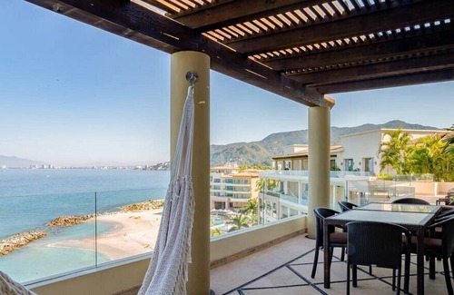 Amapas Complejo | Paradise Found at Garza Blanca Puerto Vallarta