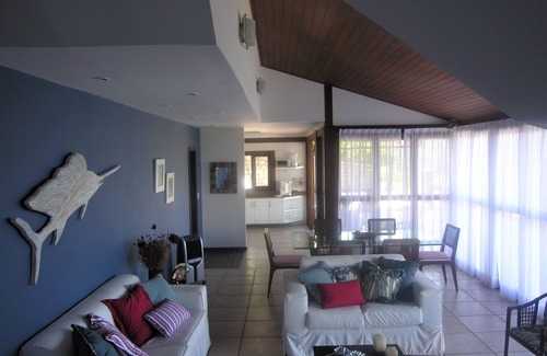 Portogalo Casa | MAGNIFICA CASA + VISTA PARA EL MAR + LANCHA PARA PASEOS EN LAS ISLAS DE ANGRA