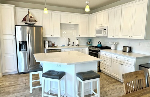 Downtown Casa | Paradise in Pismo! Beachside Bliss - 1 block from beach access!