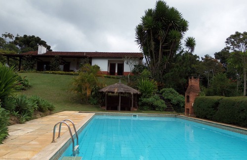 Teresopolis Casa | Paraíso en la Sierra, la comodidad, la paz y la vegetación