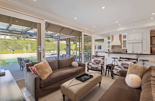 Upper East Casa | Paradise is Real | Estate w/ Pool & Hot Tub