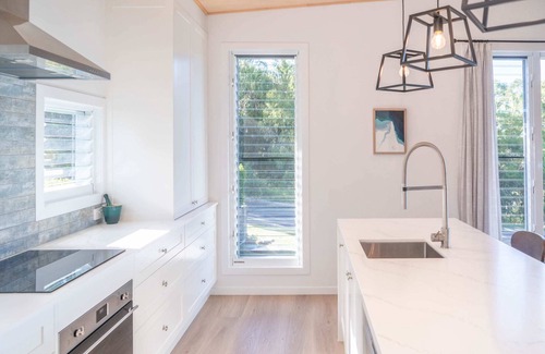 Seventeen Seventy Casa | Paradise Lights - Barton Street, Town of 1770