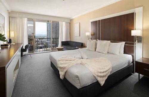Surfers Paradise Apartamento | Paradise Lookout - Steps to Beach, Shops and Dining