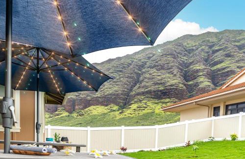 Makaha Valley Casa | PARADISE MAHALO! Oahu Ocean View Family Retreat Sleeps 14 Million Dollar View!