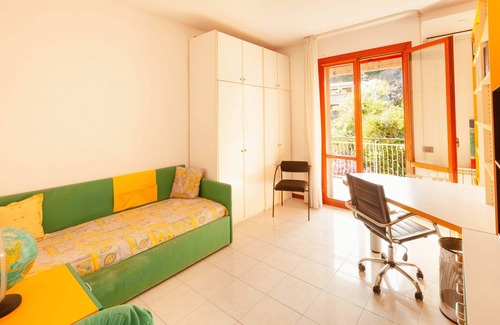 Picanello-Ognina-Barriera-Canalicchio Villa | Paradise Oasis: 400sqm Townhouse, Pool & Seaview