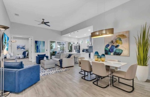 Arlington Park Casa | Paradise on Prospect w/ Htd Saltwater Pool
