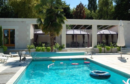 Cussay Cabaña | Paradise PRIVATE Villa In the Loire Valley, Exotic Tropical Gardens Heated Pool