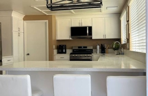 Spring Valley Casa | Paradise Retreat: 8 Beds, Pool Table, BBQ!