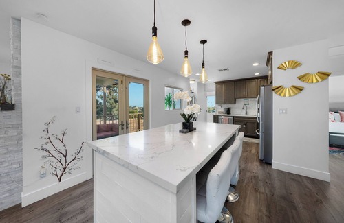 Valencia Park Casa | Paradise View: Luxury Pool & Spa Retreat