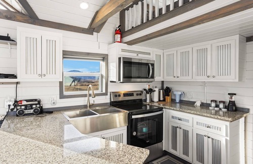 Emigrant Casa | Paradise View- Tiny home with big views and great location in Paradise Valley