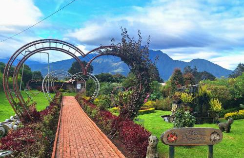 Banos de Agua Santa Cama Y Desayuno | Paraiso Orquideario