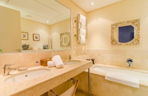 Victoria and Alfred Waterfront Apartamento | Parama 003 Secure, Luxurious Waterfront Apartment