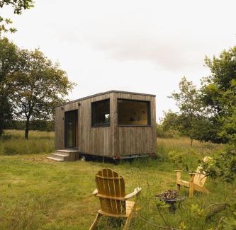Faverolles Chalet De Esquí | Parcel Tiny House - 20 minutes from Beauval Zoo
