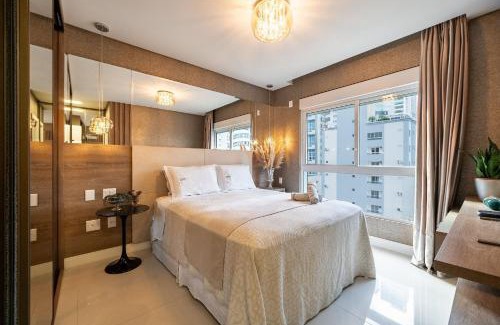 Barra Sul Apartamento | Parigi 3 Suítes Quadra Mar by Achei Camboriú