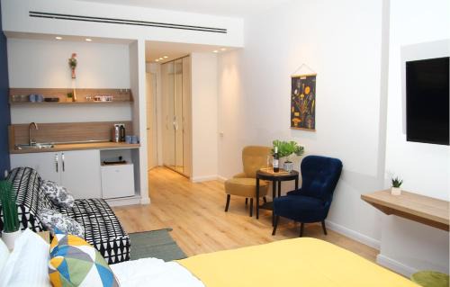 mtatsminda Apartamento | Parilament on Rustaveli 4 rooms