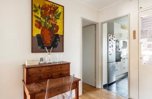 Levallois-Perret Apartamento | Paris-Levallois apartment 4*: 2 bedrooms/6 people 68m2, parking, near metro/bus