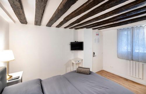 Latin Apartamento | Paris Place Pantheon