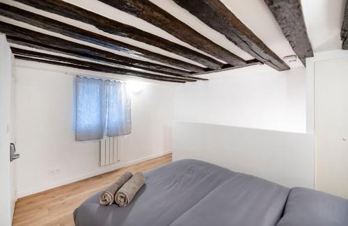 Latin Apartamento | Paris Place Pantheon