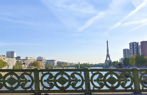 Auteuil Apartamento | Paris - Porte D'auteuil : Grand Studio Avec Balcon