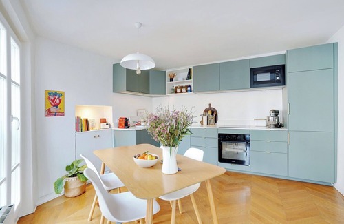 Saint-Vincent-de-Paul Apartamento | Paris with a view : a 2 bedroom apartment overlooking the Sacré Coeur