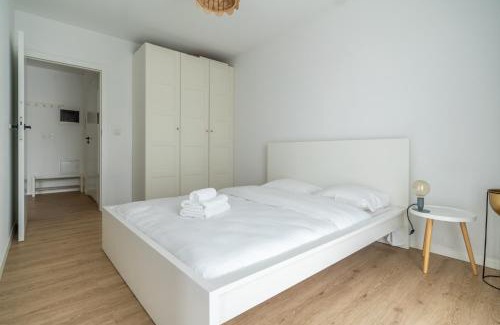 Katowice Apartamento | Park Śląski Charming Apartment by BookingHost