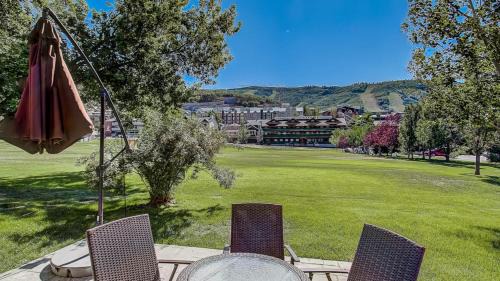 North Park City Casa | Park Ave Getaway by AvantStay Cozy Cottage Close to Main Street Town Ski Lift