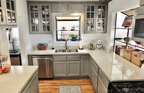 Belmont Shore Casa | Park Avenue Beach Paradise – Chic & Secluded 4 BDR