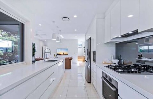 Toowong Apartamento | Nueva casa adosada Chic 3bdm en Auchenflower, 4. 5 km a la ciudad de Brisbane CBD duerme
