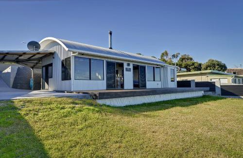 Dodges Ferry Casa | Park Beach Retreat