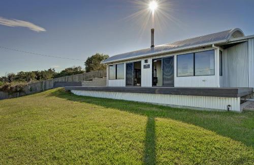 Dodges Ferry Casa | Park Beach Retreat