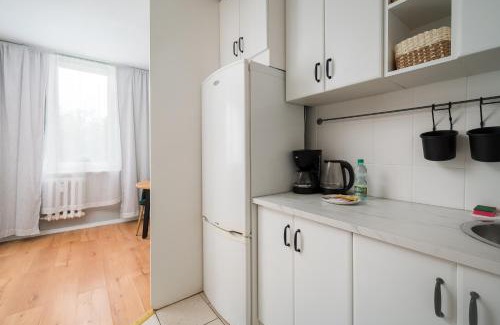 Brodno Apartamento | Park Bródnowski Charming Studio by BookingHost