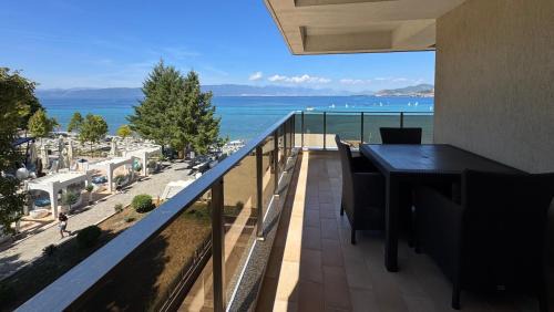 Ohrid Apartamento | Park Elysee Lakefront Premium Apartment