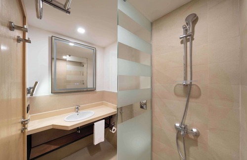 Jomaiza Hotel | Park Inn by Radisson Makkah Thakher Algharbi