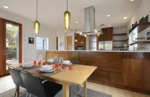 Travis Heights Casa | Park Lane Modern
