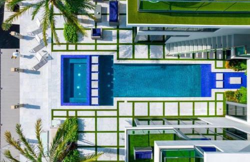 East Fort Lauderdale Casa | Park Place Mansion