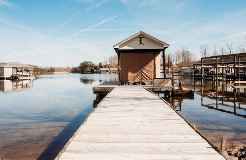 North Shore Casa | Park Place on Smith Mountain Lake