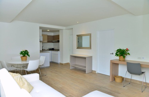 Cali Hotel | Park V Hotel & Suites