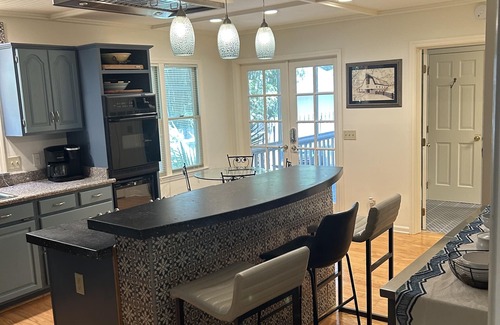 Saint Simons Island Casa | ¡Estaciona tu auto! A poca distancia de todo.