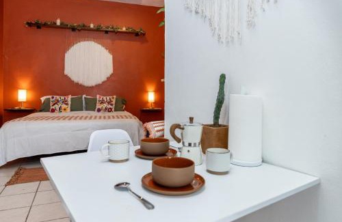 North End Apartamento | Parking, 6min to Beach & Downtown, High-Speed WiFi, Laundry Service, KingBed, PetsOK