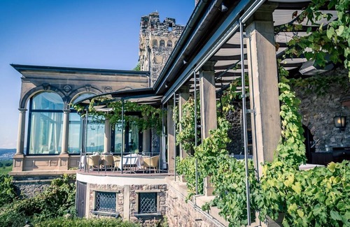 Johannisberg Casa | Parkresidenz Junior Suite - Relais & Châteaux Hotel Burg Schwarzenstein