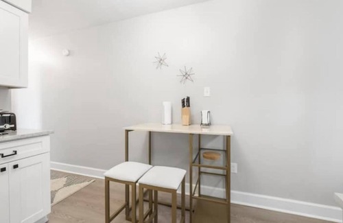 East Memphis Casa | Parkside & Broadview | Memphis Comfort in City Center