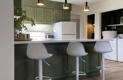 Elora Casa | Parkside Cottage