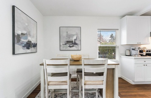 Kenton Casa | Parkside PDX Cottage