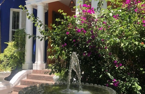 Cape Town City Centre Villa | NUEVO! Arte, música y confort! Un objeto especial para invitados muy especiales.
